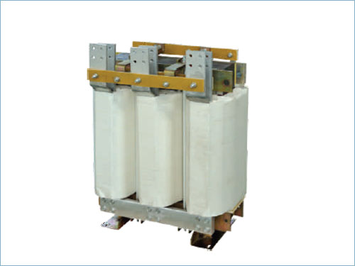 High power three-phase/single-phase transformer